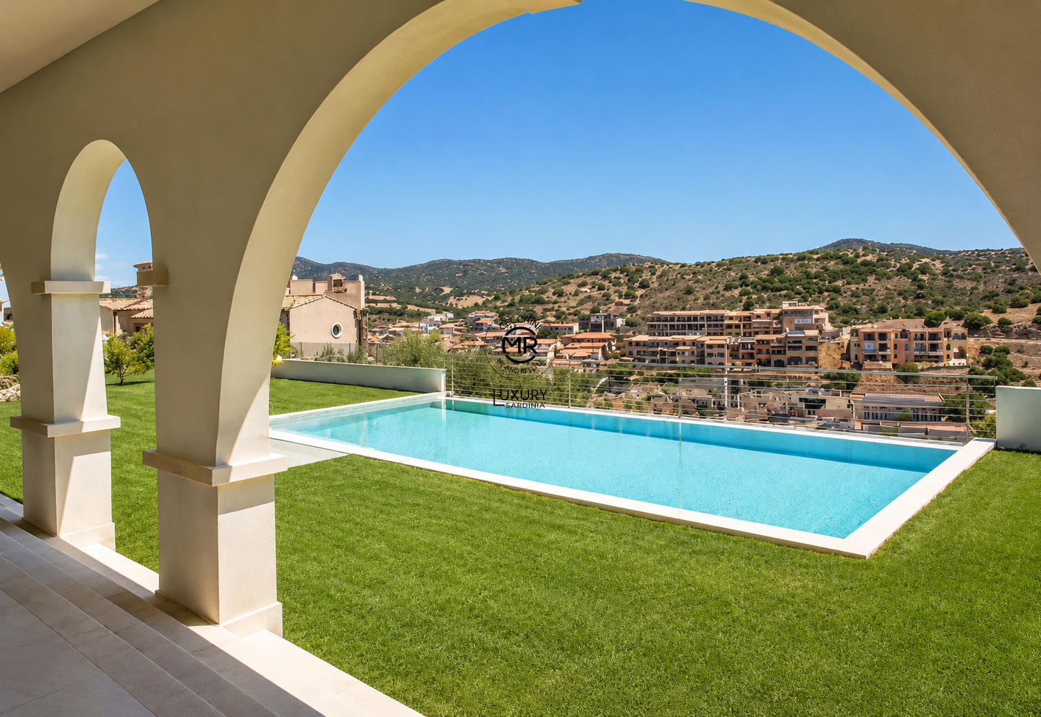 PISCINA PANORAMICA